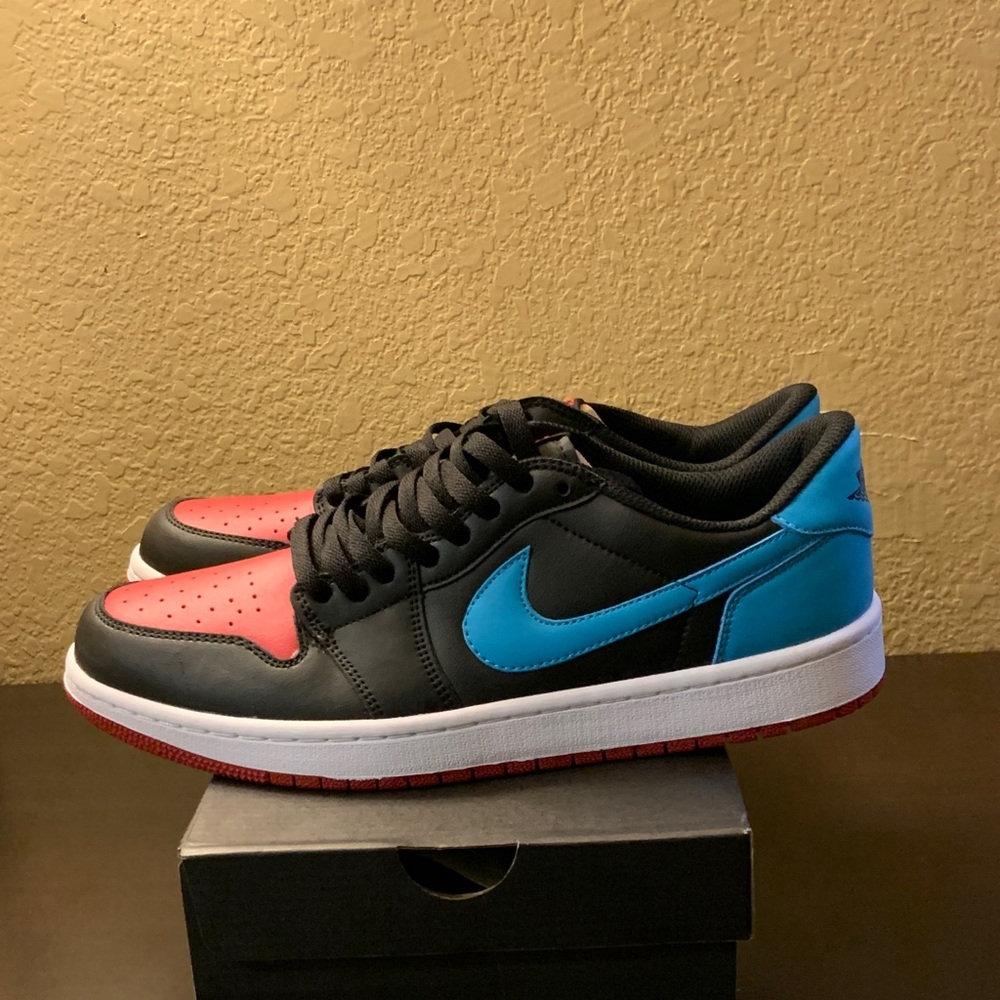 Jordan Low Top Sneakers Black Blue Red